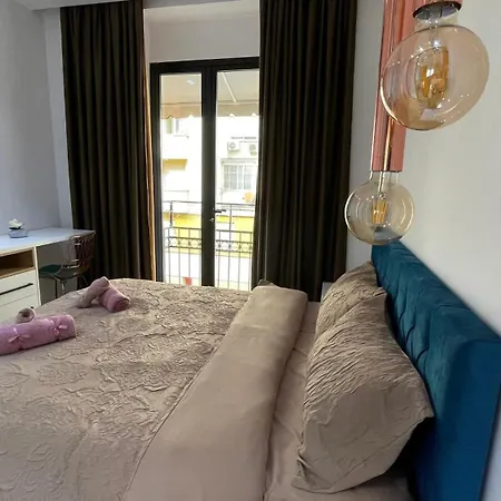 Likehome Center 1 Apartamento Tirana