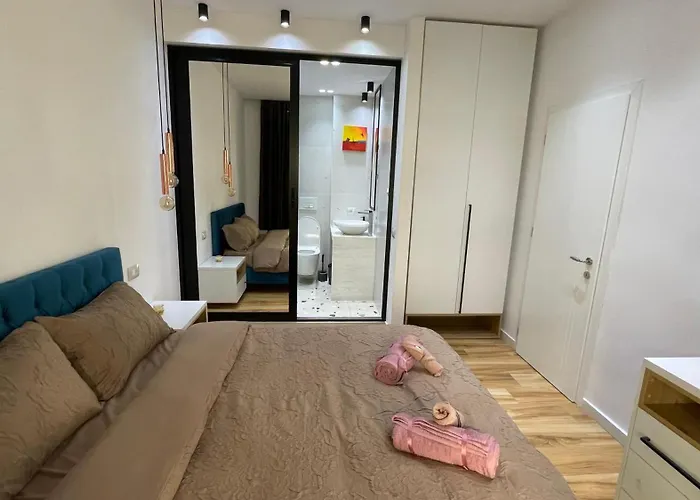 Likehome Center 1 地拉那